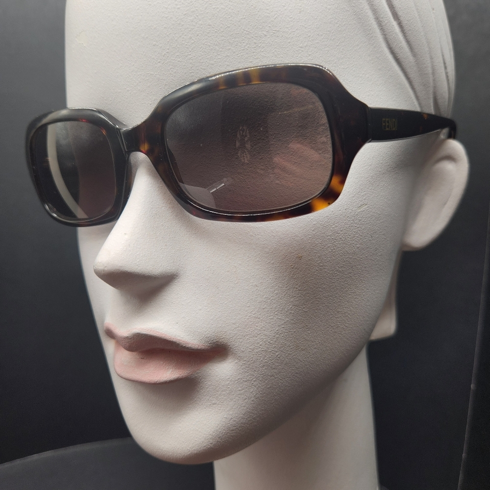 Fendi sunglasses women's dark tortoise full rim FS200 logo luxury Made in Italy